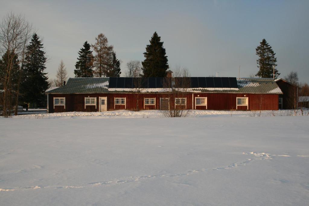Maentylaen Tila Hotel Närvijoki Exterior photo