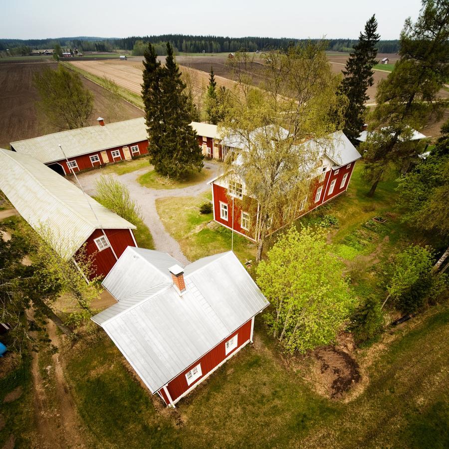 Maentylaen Tila Hotel Närvijoki Exterior photo