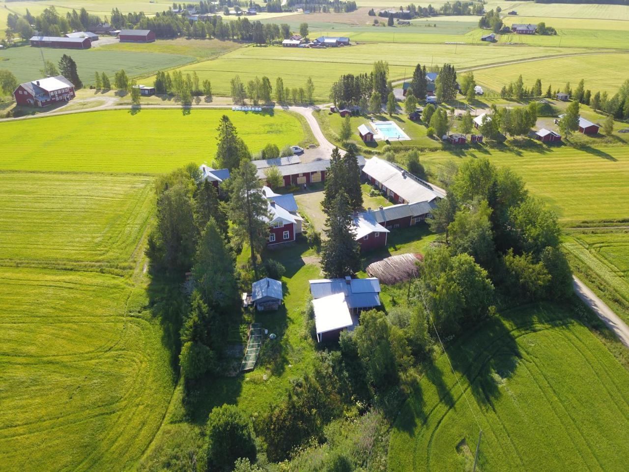 Maentylaen Tila Hotel Närvijoki Exterior photo